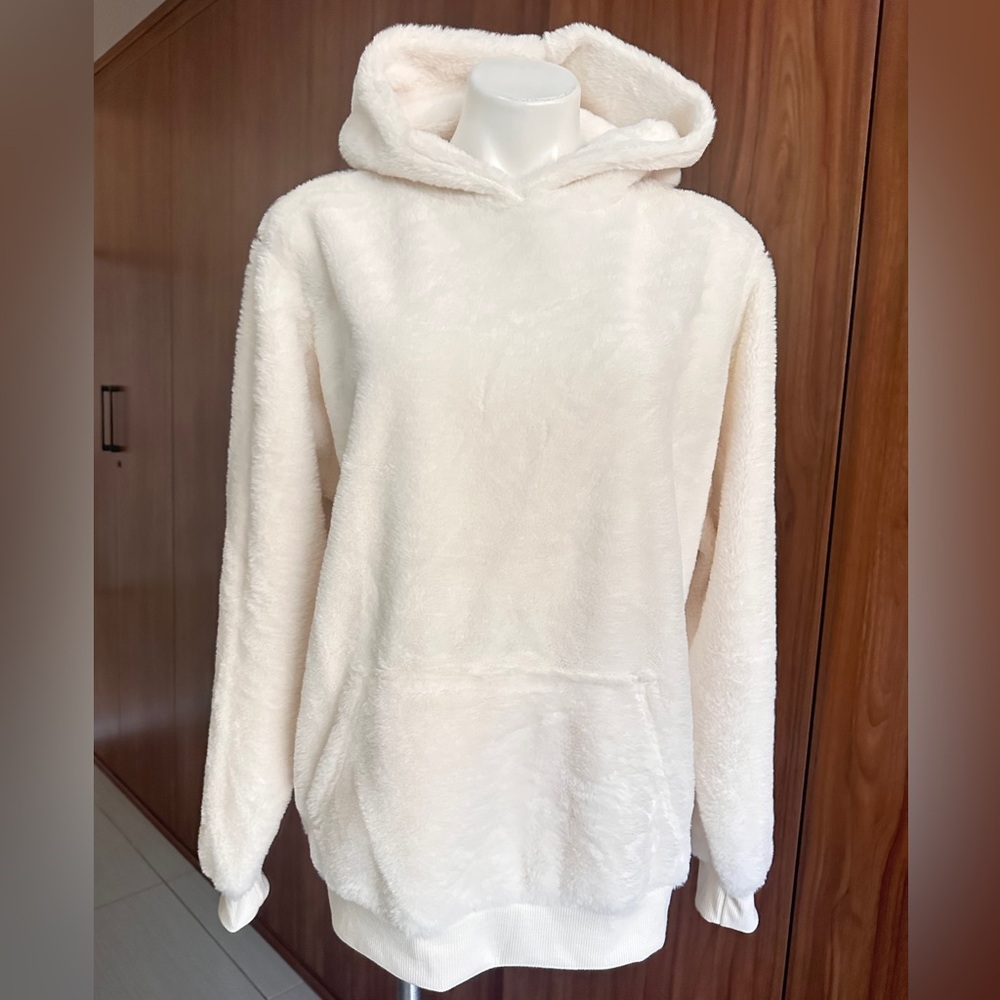 Faded Rose Women's Plush White Hoodie Size Large